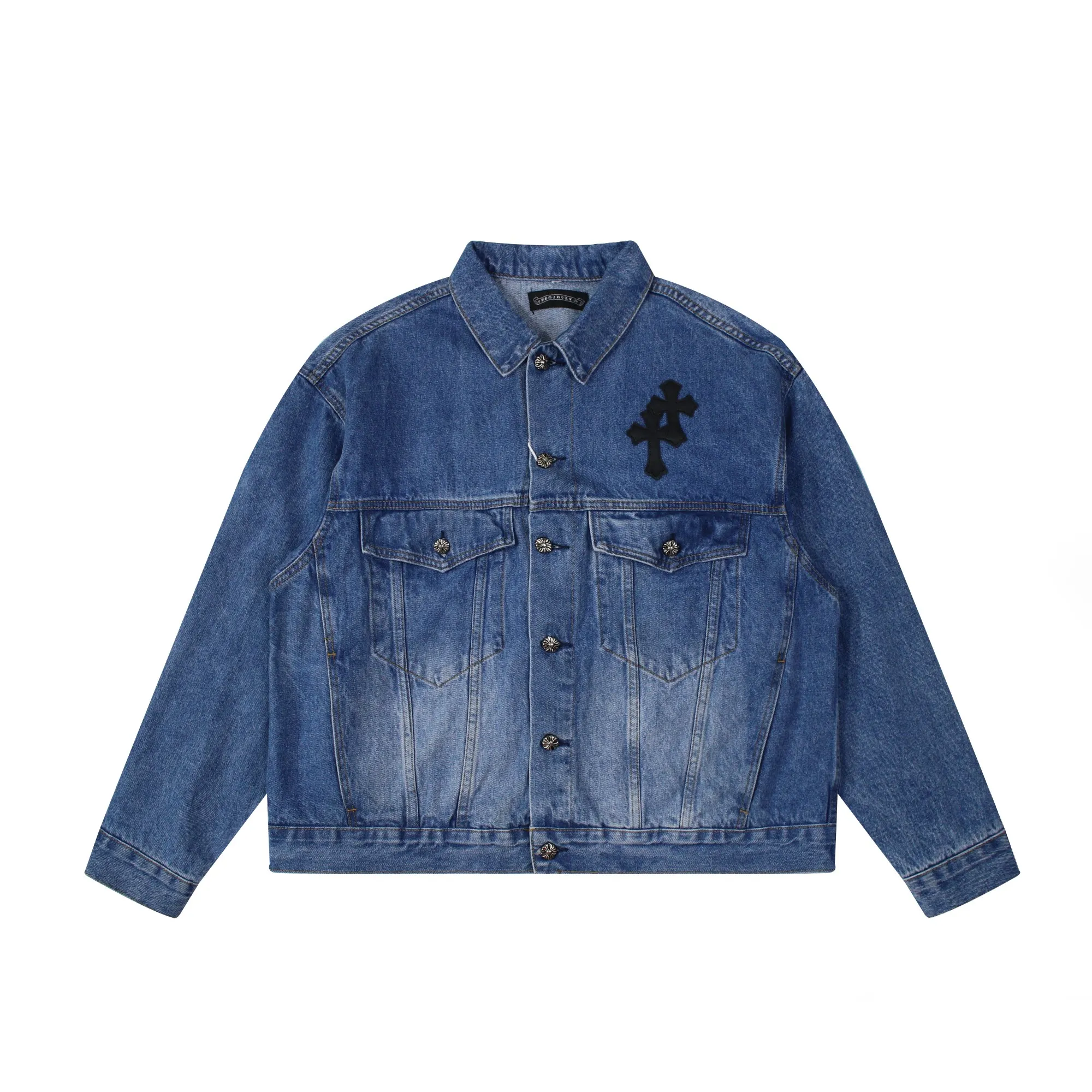 P330 high-quality Chrome Hearts Gradient Washed and Pasted Heavy Duty Leather Denim Jacket, a great style for couples [Top heavy industry fashionable design] Created in consistent high street luxury style, [Materials and craftsmanship] Needless to say, this point goes without saying. As an excellent craftsman brand, Zangyin’s requirements for details and craftsmanship are really perfect. The washed color of this model has gone through so many processes, not to mention the embellishment of denim appliques. It is also purely hand-made and sewn. Just like what they believe in, only hand-made things have soul and have the meaning of wear. A top-notch heavy-duty fashionable denim item, I look forward to your perfect interpretation! !  Size: M-XL (Details in Figure 9) Color: Blue